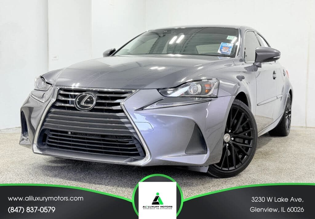 2019 LEXUS IS