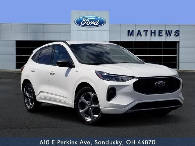 2023 FORD Escape