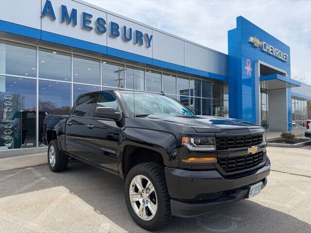2018 CHEVROLET Silverado