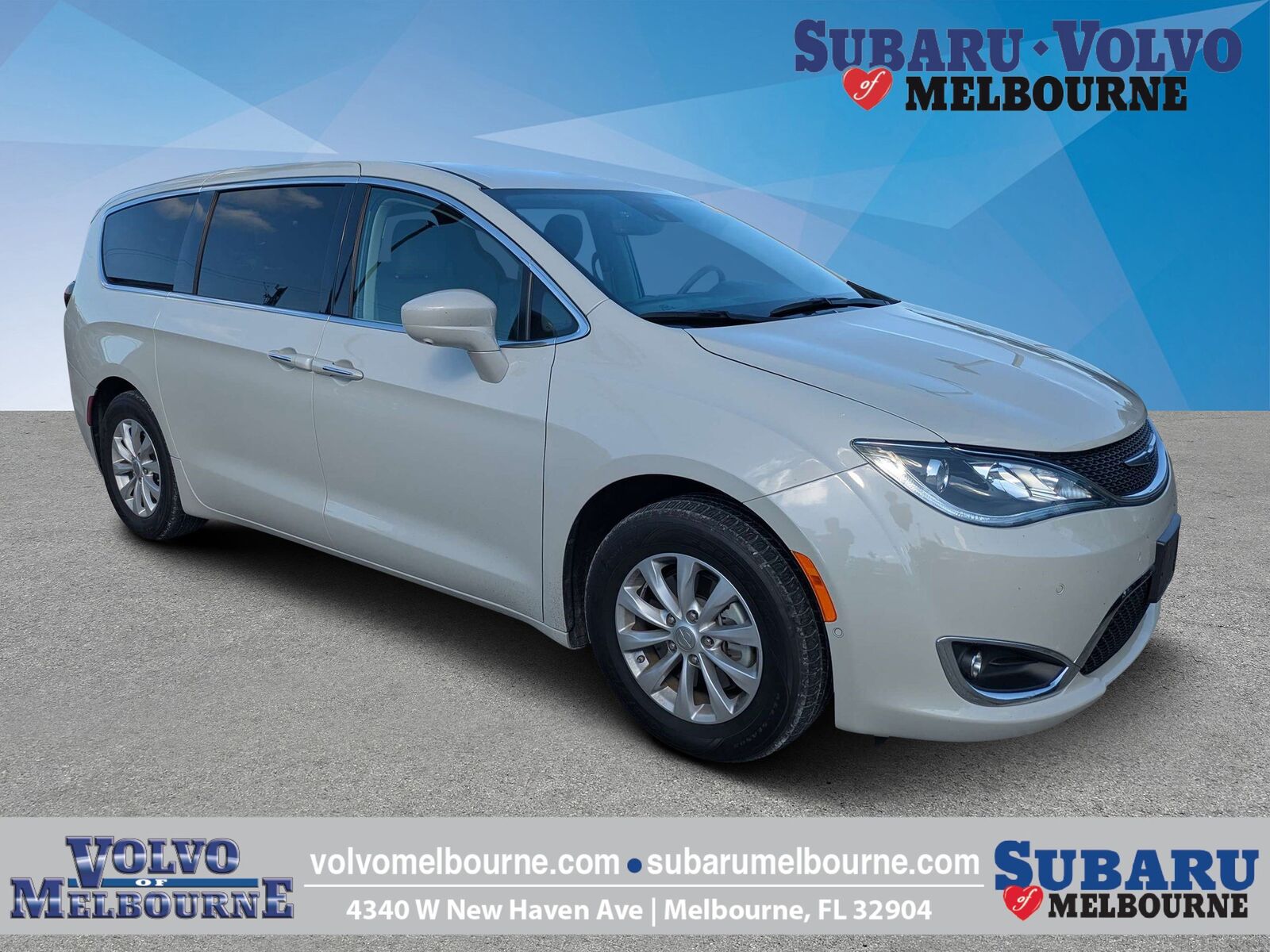 2019 CHRYSLER Pacifica