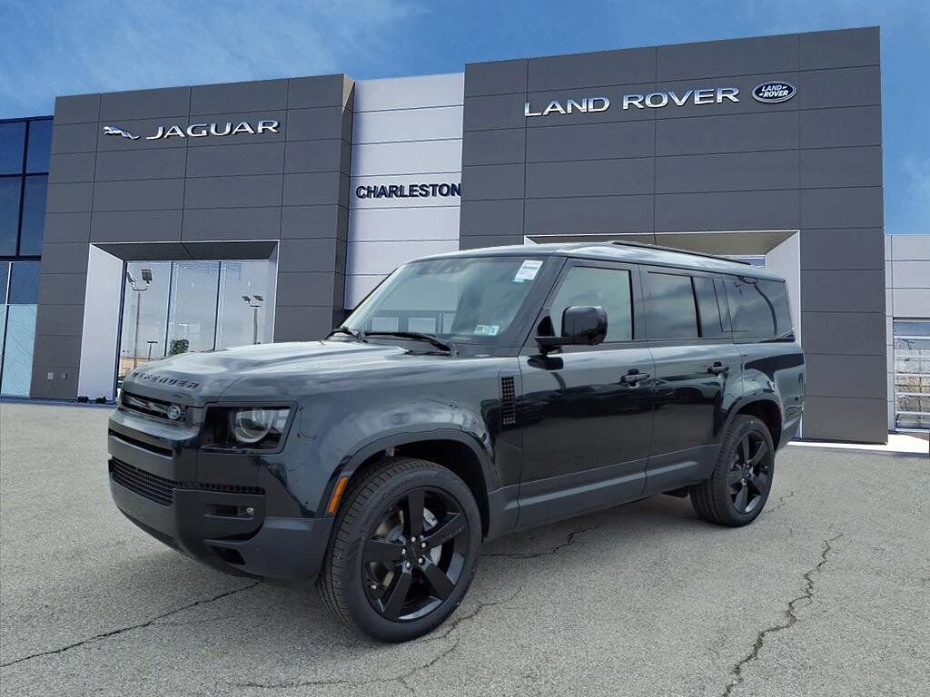 2026 LAND ROVER Defender