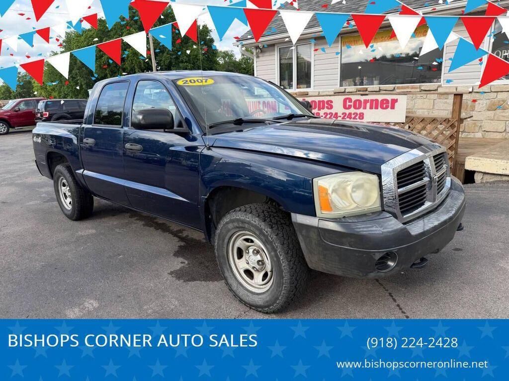 2007 DODGE Dakota