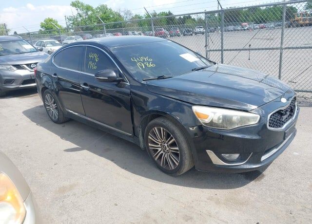 2014 KIA Cadenza