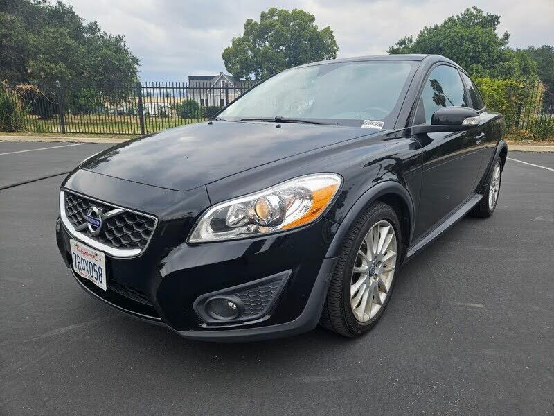 2011 VOLVO C30