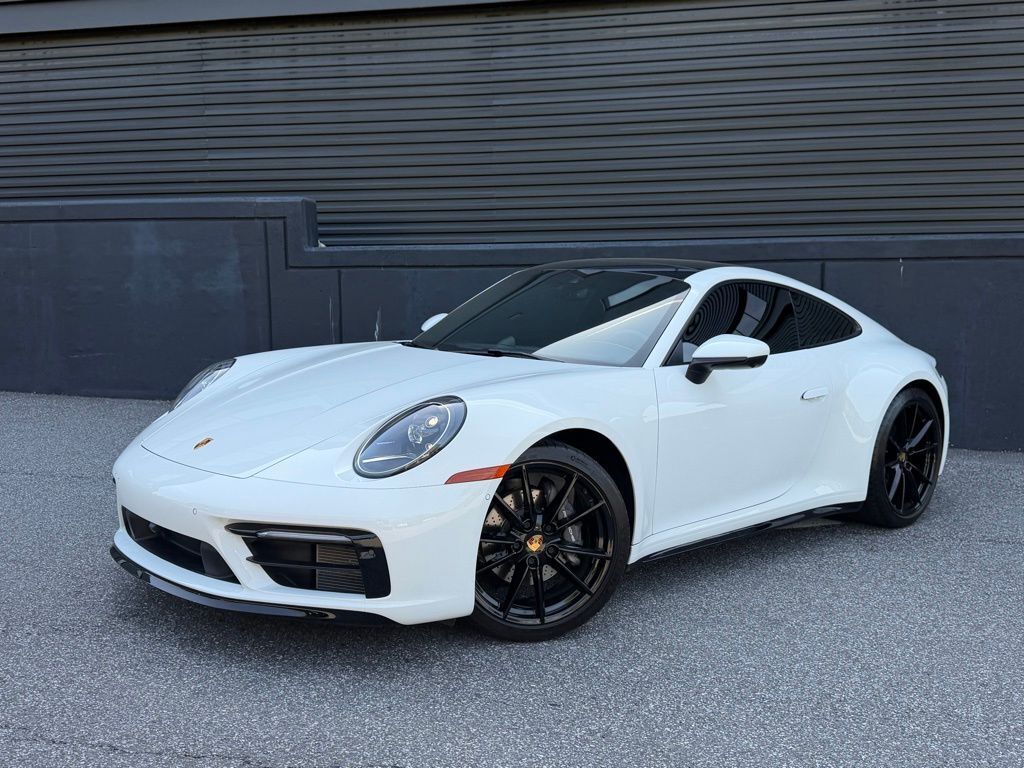 2022 PORSCHE 911