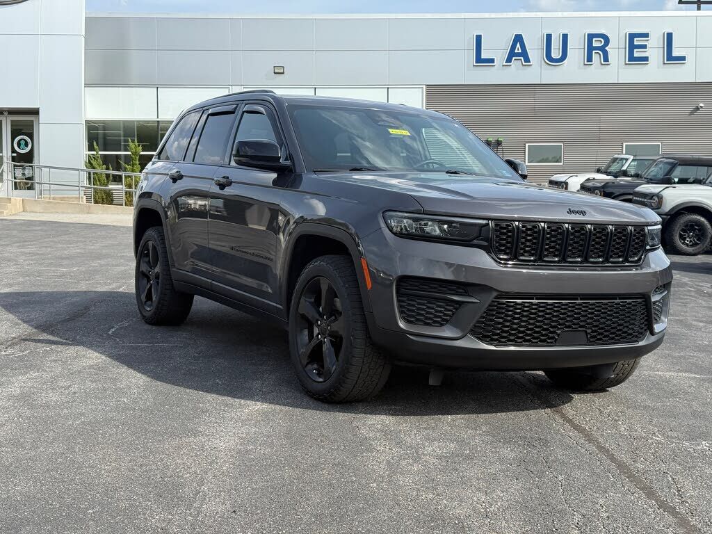 2022 JEEP Grand Cherokee