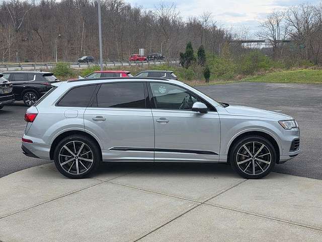 2023 AUDI Q7