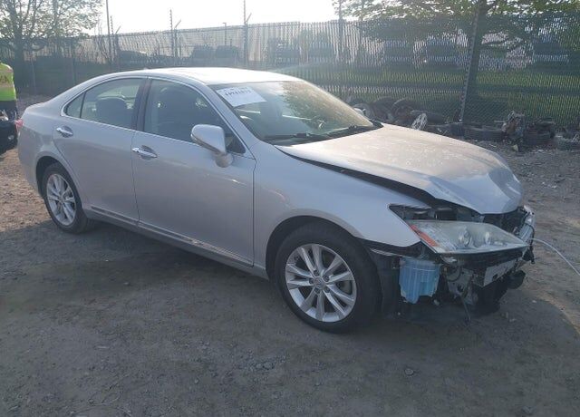 2010 LEXUS ES