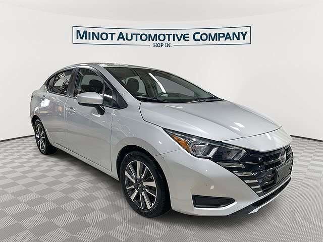 2024 NISSAN Versa