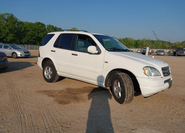 2000 MERCEDES-BENZ M-Class