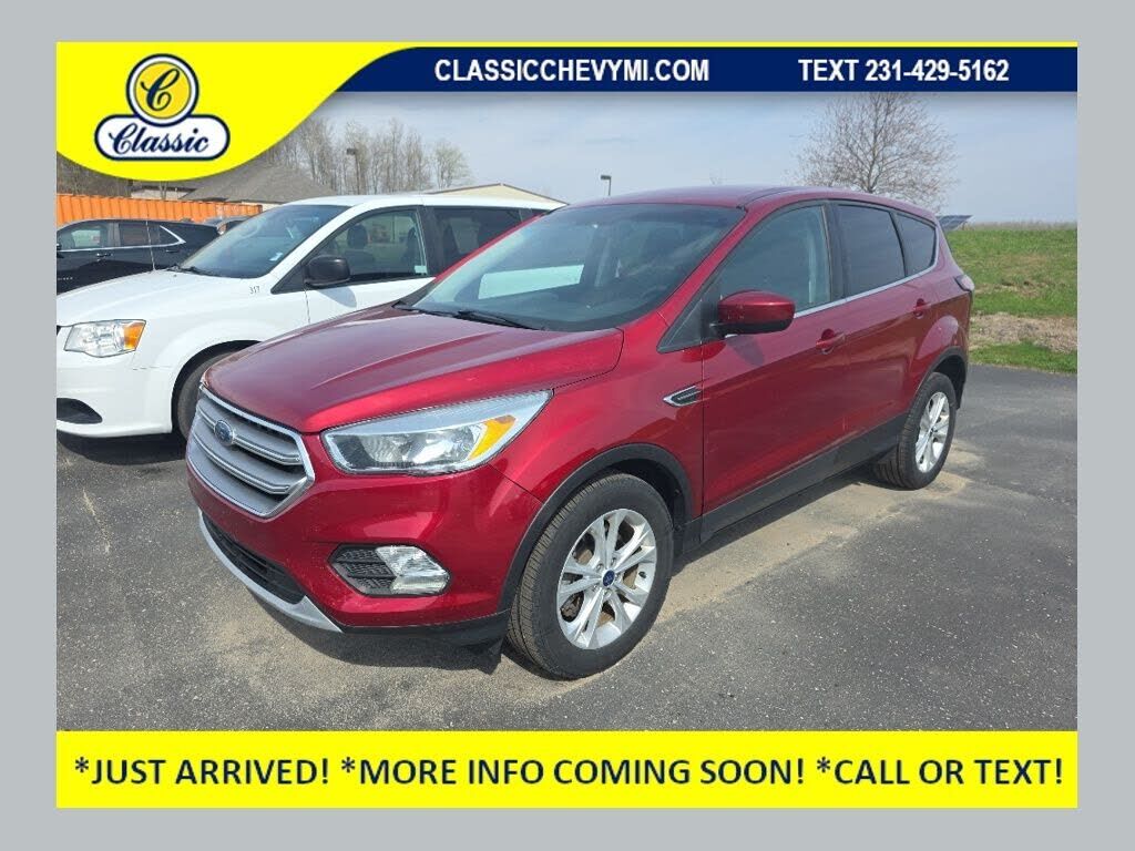 2017 FORD Escape
