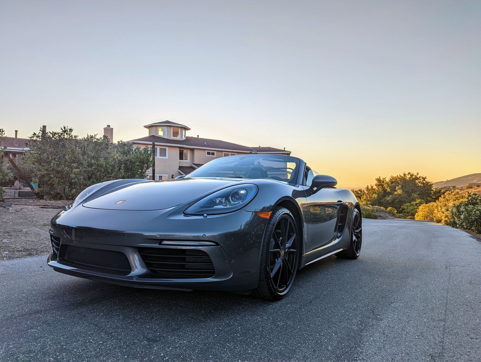 2019 PORSCHE 718