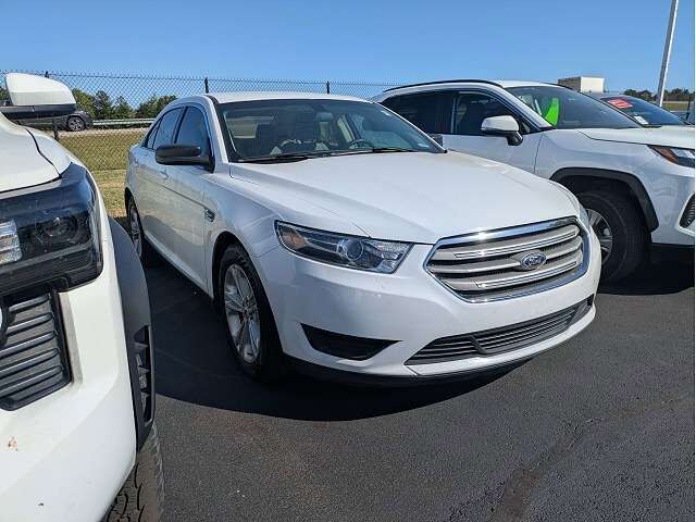 2016 FORD Taurus