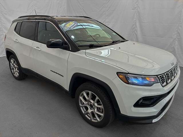 2025 JEEP Compass