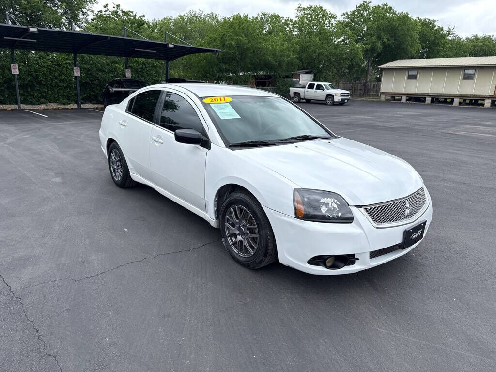 2011 MITSUBISHI Galant