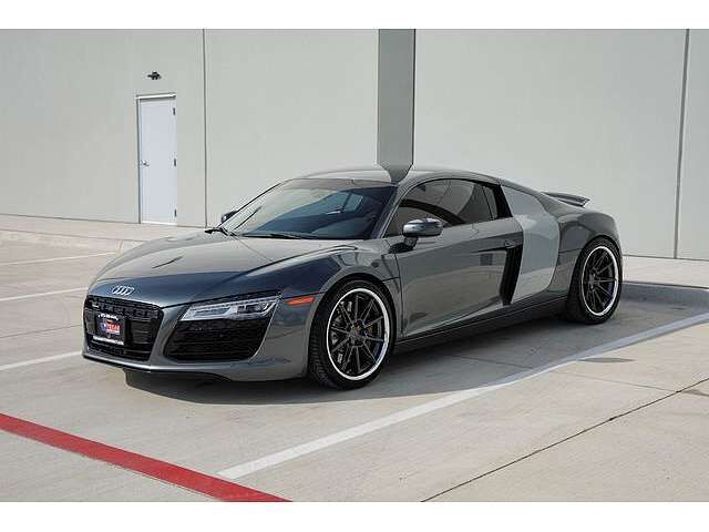 2014 AUDI R8