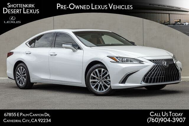2025 LEXUS ES