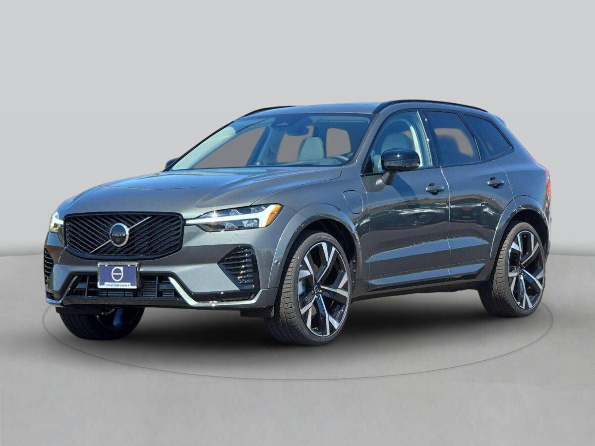 2026 VOLVO XC60