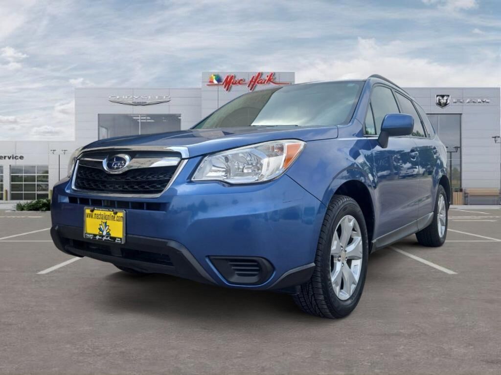 2016 SUBARU Forester