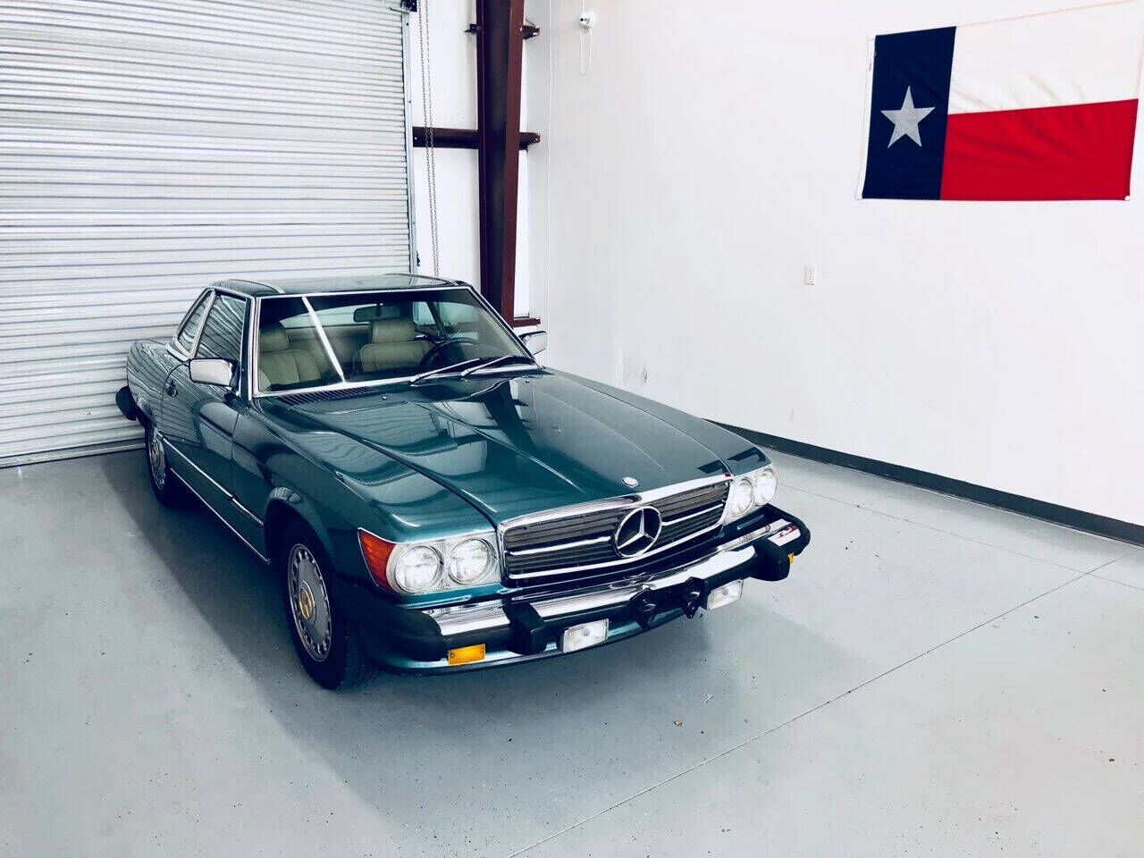 1986 MERCEDES-BENZ 560