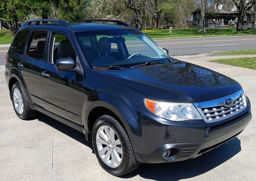 2011 SUBARU Forester