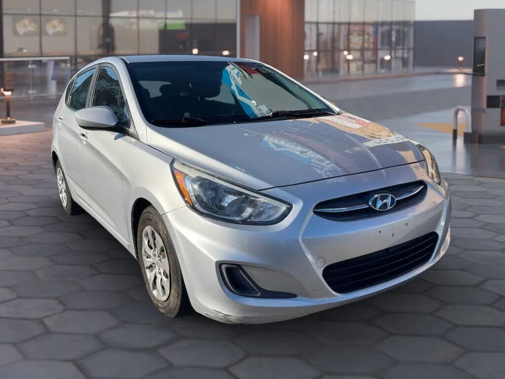 2017 HYUNDAI Accent