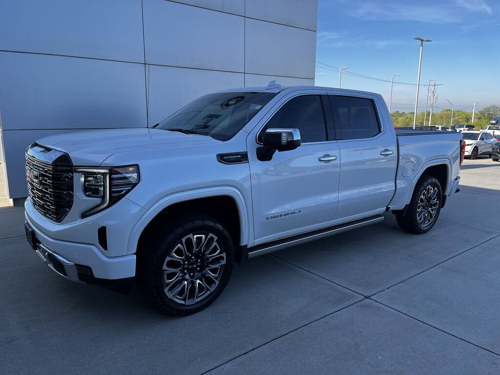 2024 GMC Sierra