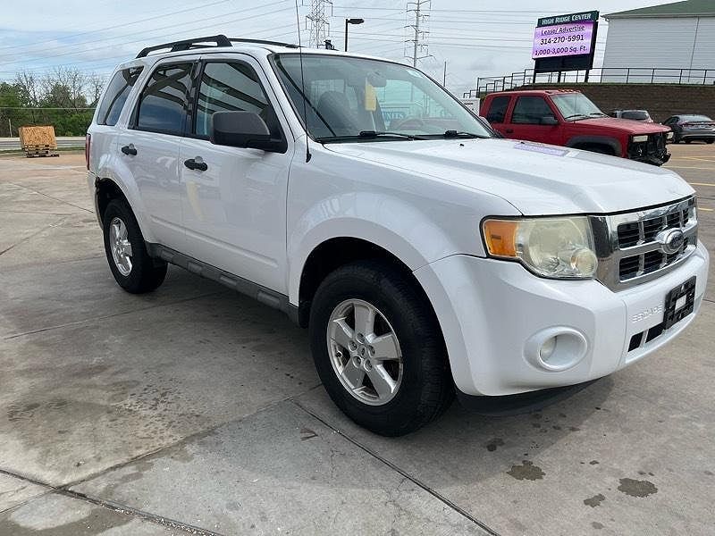 2009 FORD Escape