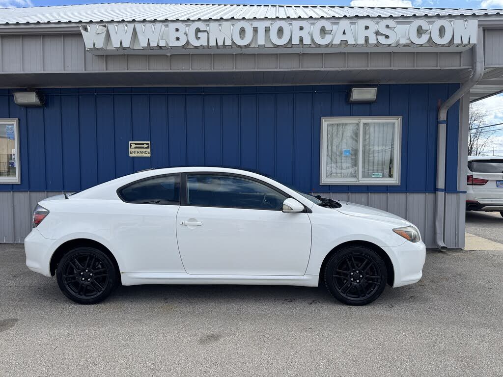 2010 TOYOTA SCION
