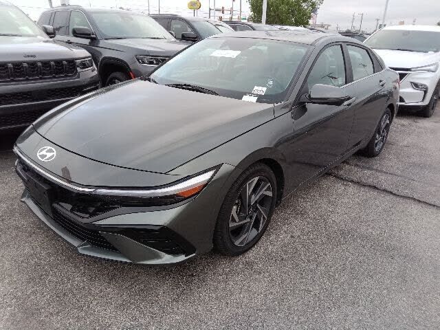 2024 HYUNDAI Elantra
