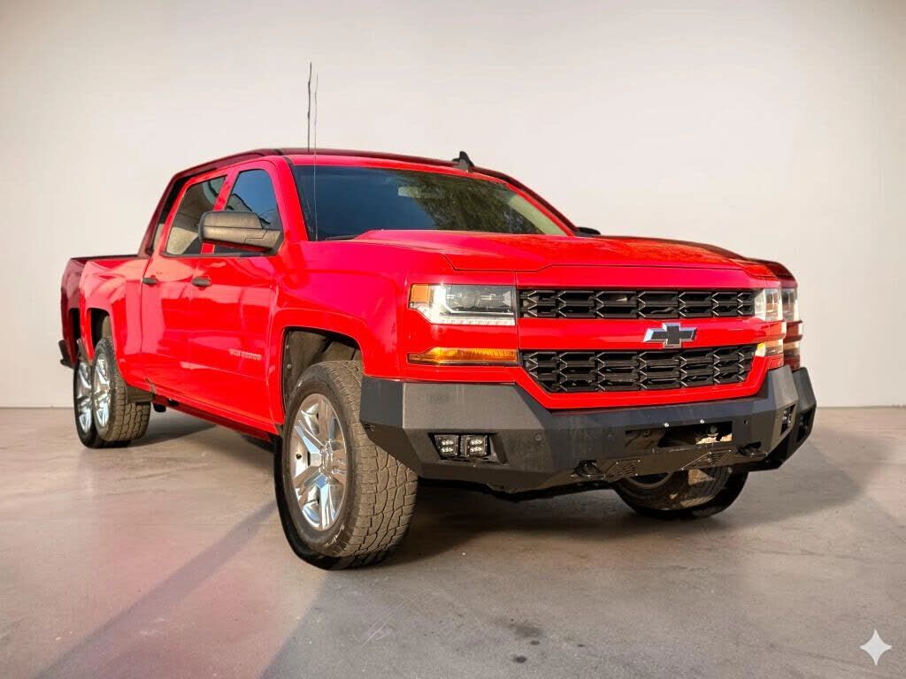 2018 CHEVROLET Silverado