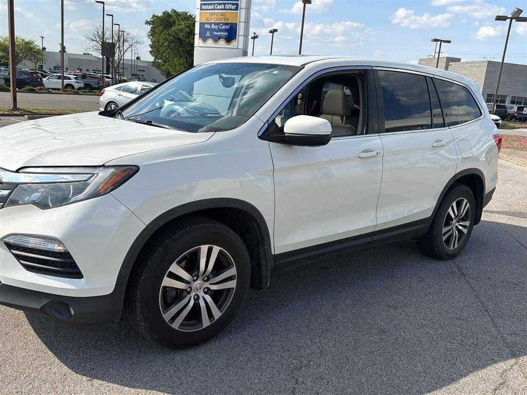 2017 HONDA Pilot