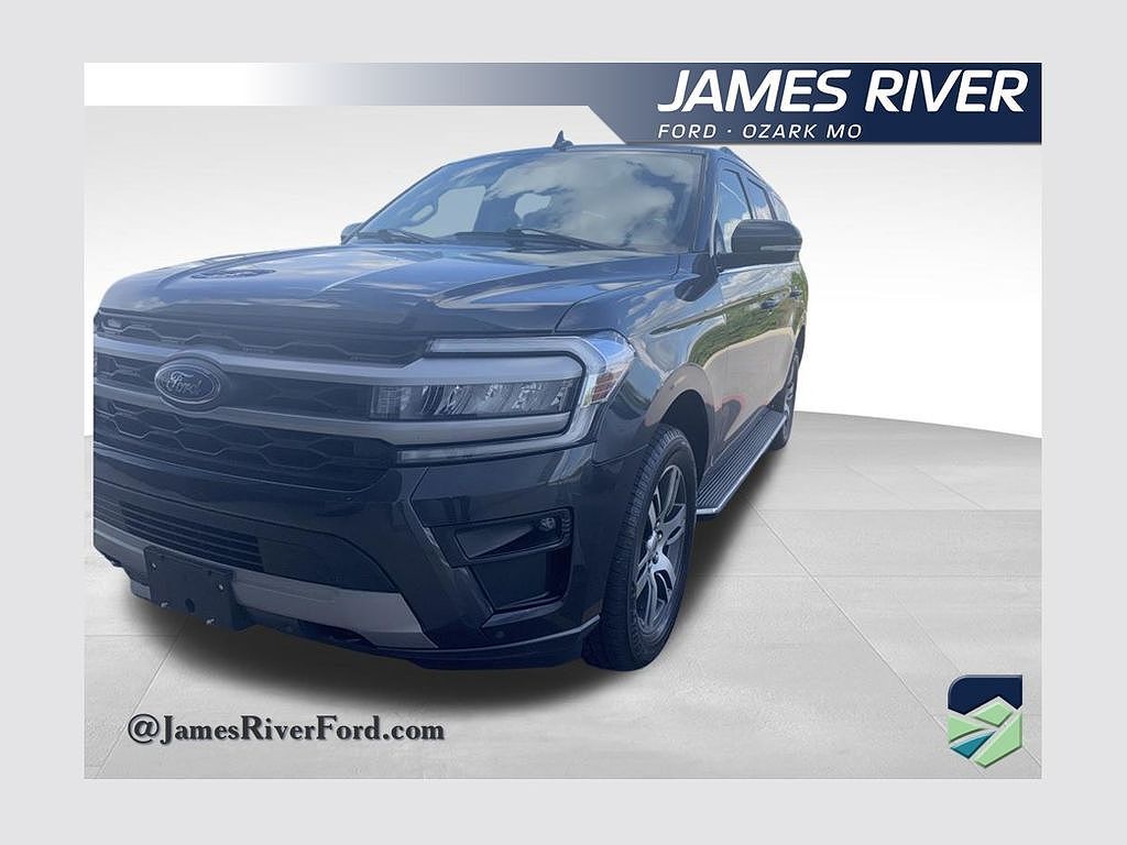 2022 FORD Expedition