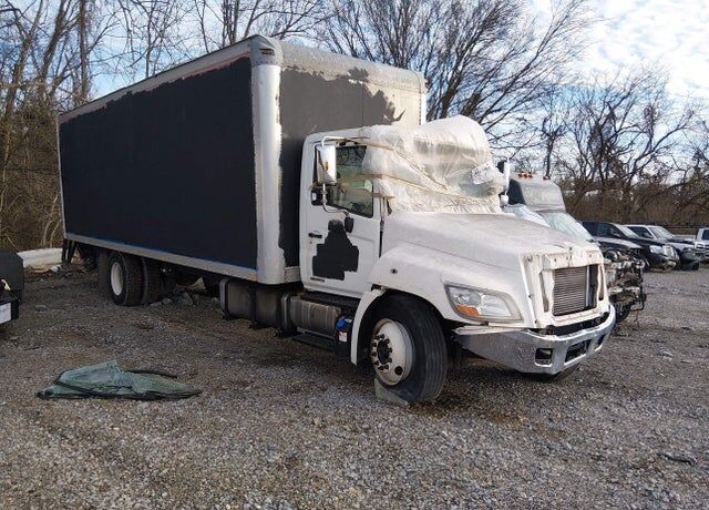 2013 HINO Incomplete Vehicle