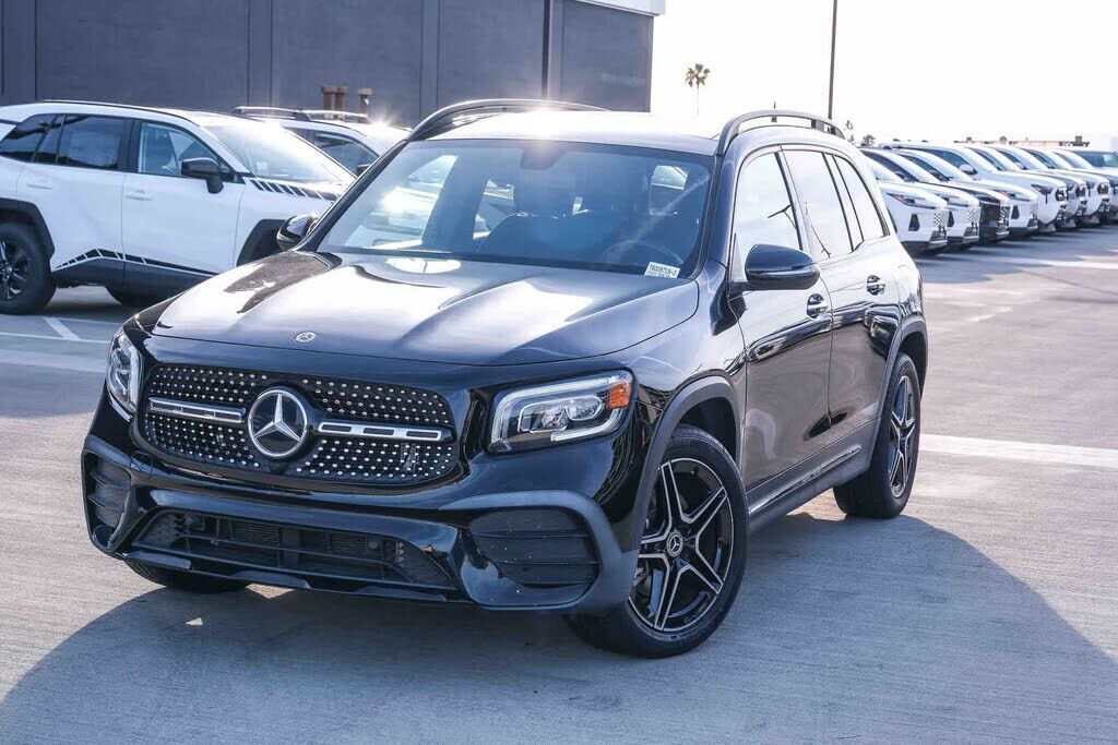 2023 MERCEDES-BENZ GLB-Class