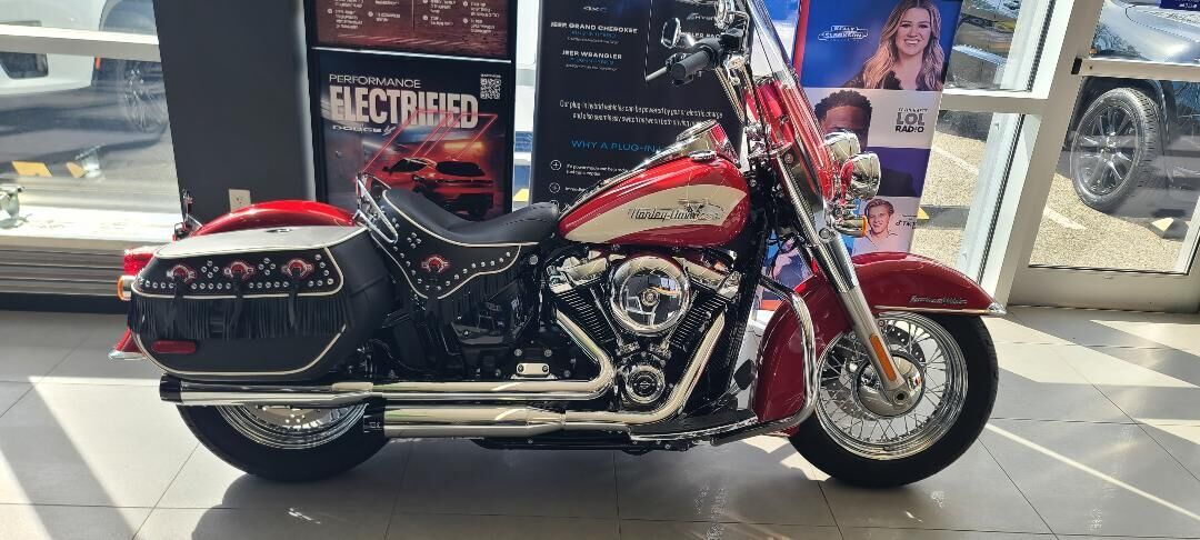 2024 HARLEY DAVIDSON FLI / Hydra-Glide Revival
