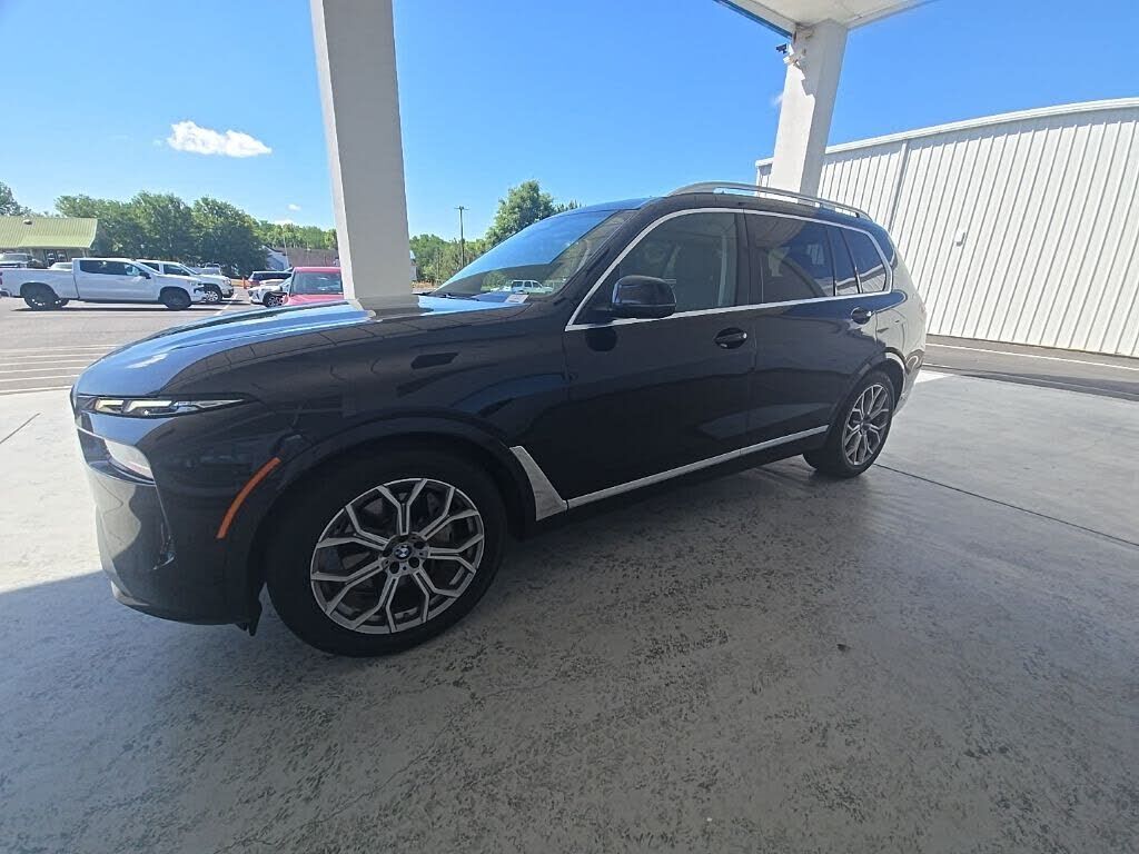 2025 BMW X7