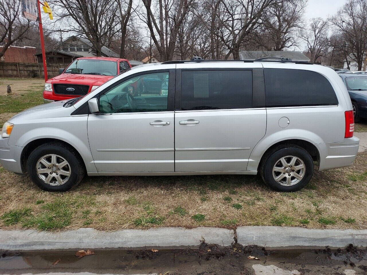 2008 CHRYSLER Town and Country