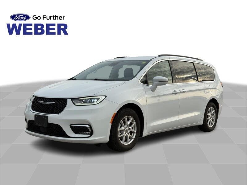 2022 CHRYSLER Pacifica