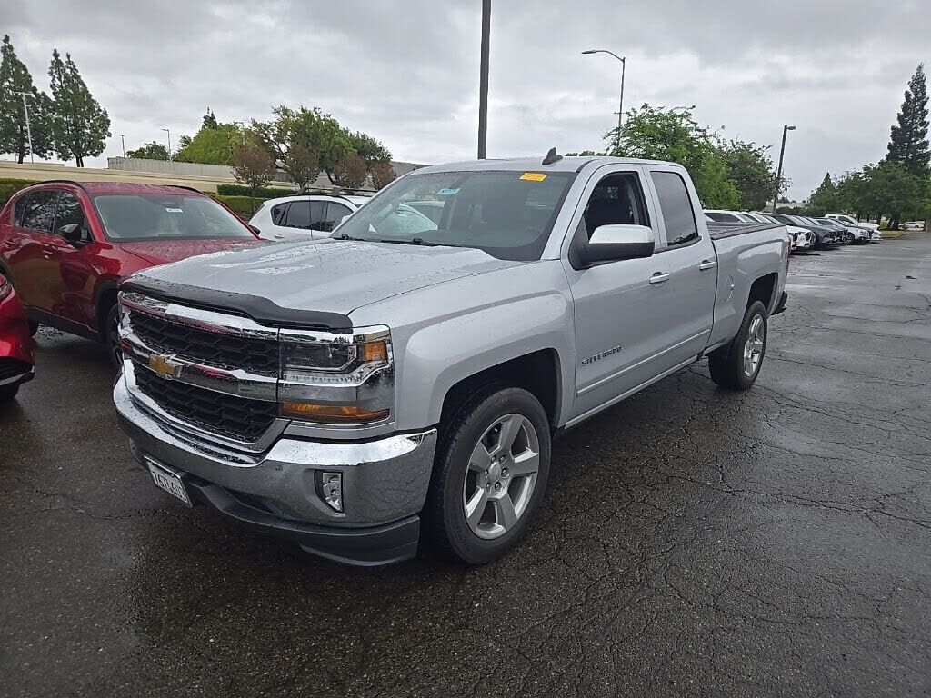2018 CHEVROLET Silverado
