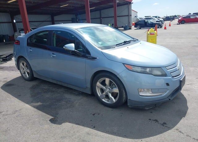 2013 CHEVROLET Volt