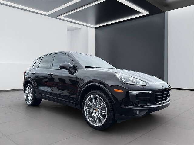 2018 PORSCHE Cayenne