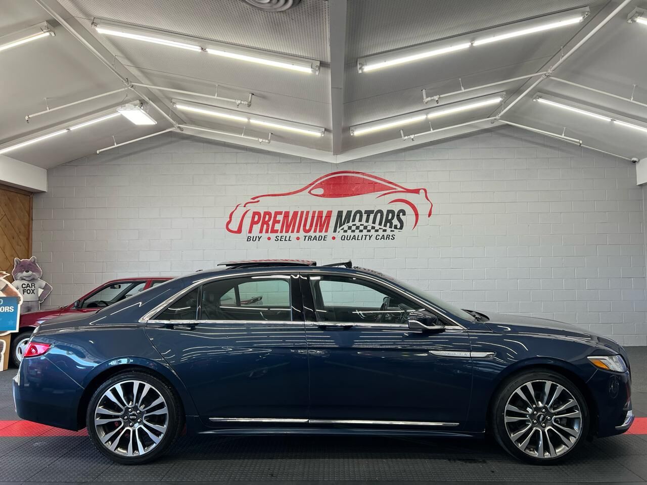 2017 LINCOLN Continental