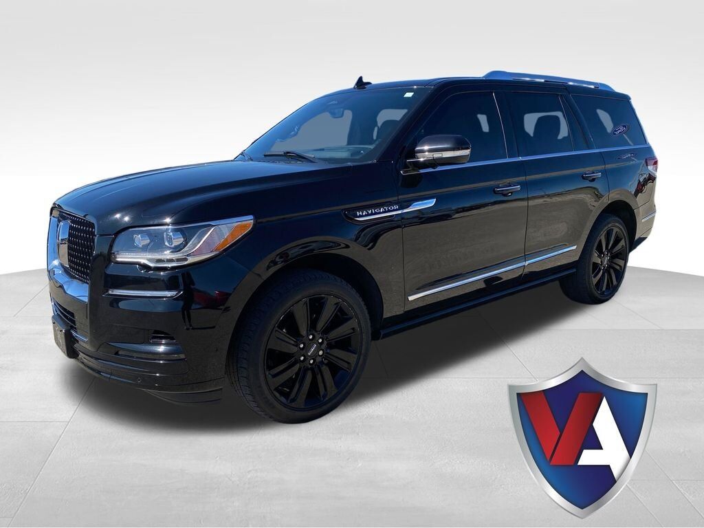2022 LINCOLN Navigator