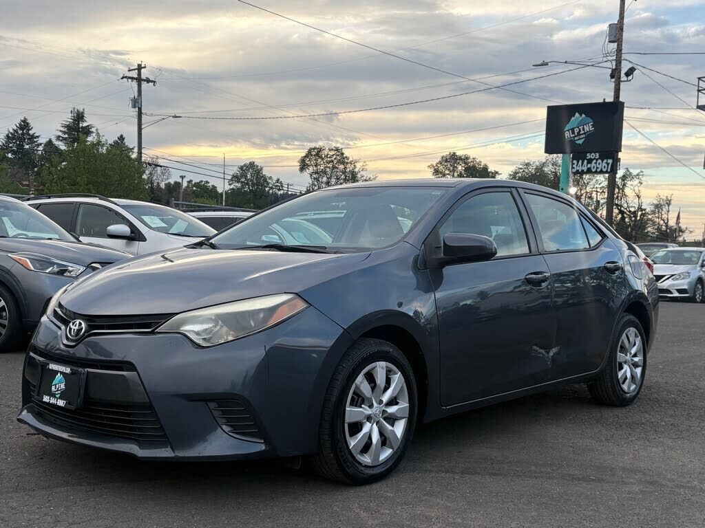 2015 TOYOTA Corolla