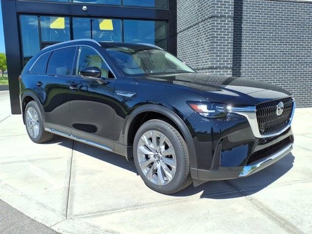 2026 MAZDA CX-90