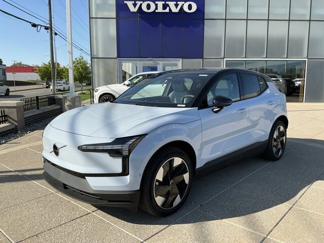 2026 VOLVO EX30