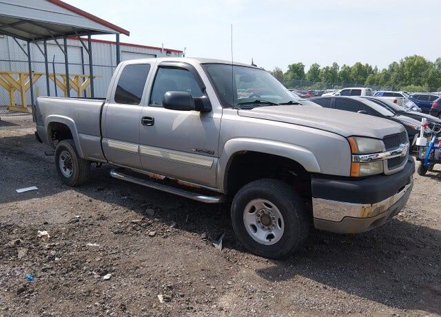 2004 CHEVROLET Silverado