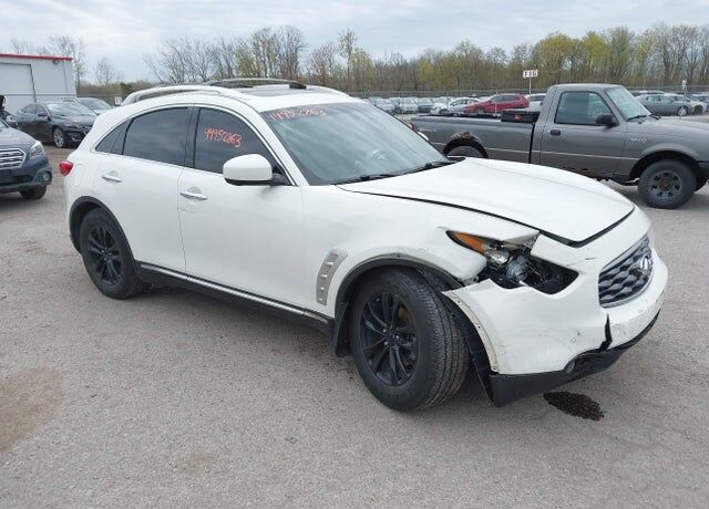 2011 INFINITI FX35