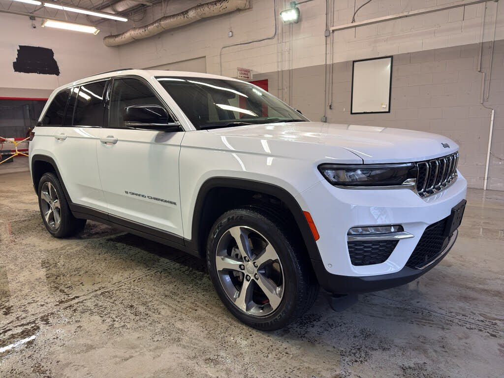 2023 JEEP Grand Cherokee
